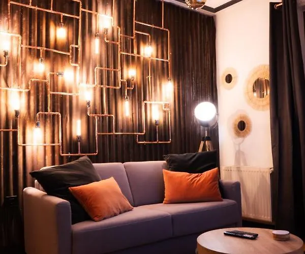 Edouard & Richard Апартаменты *